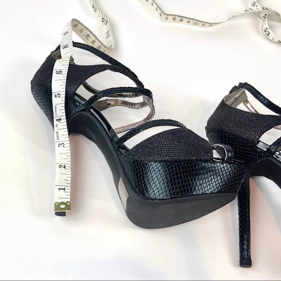 Charlotte Russe Women’s Black Heels - Picture 6 of 6